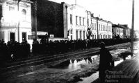 Четная сторона пр. П.Виноградова между ул. Володарского и Поморская в 1930-х г. Дома №32 и 30