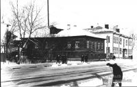 Нечетная сторона пр. П.Виноградова между ул. К. Маркса и Попова в 1960-х г. Дома №77 и 79.