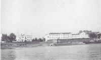 Здание СМП и школы №4. 1957 г.