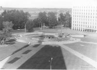 Строительство основания для фонтана на пл. Ленина