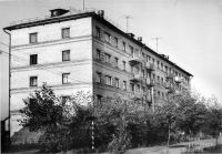 60-ти квартирный дом для моряков по улице Попова, 21
