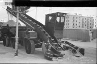 Уборка снега на ул. Поморской. 1986 год