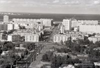 Вид со здания проектных организаций на круг Обводный-Энгельса. Август 1976 года