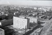 Вид со здания проектных организаций в сторону школы №3. Август 1976 года