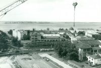 Вид со строящегося высотного здания на перекресток ул. Энгельса и пр. Павлина Виноградова. Снимок предположительно сделан в 1973-78 годах