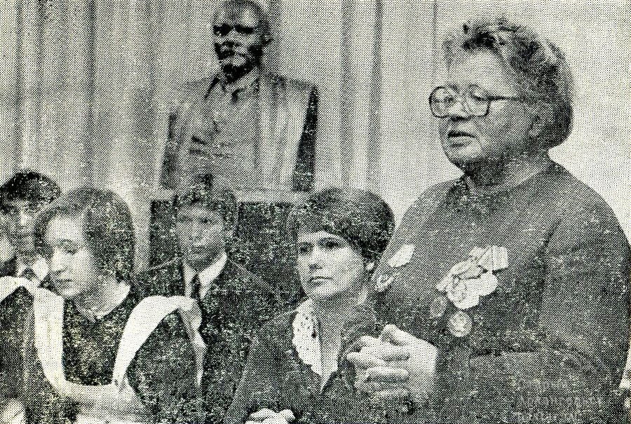 ЧЕРНЕНКО Марта Михайловна, заслуженный учитель РСФСР, директор школы 1964—1967 гг.
