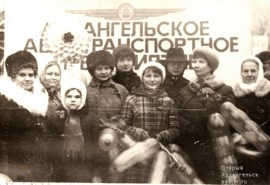 7 ноября 1986г Демонстрация. Архангельское автотранспортное предприятие №2 (АТП).