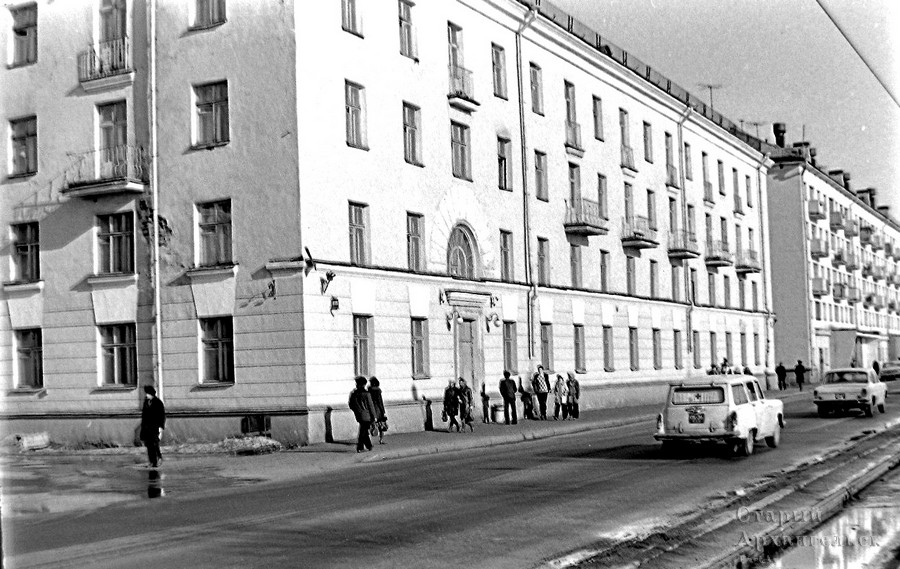 Общежитие ЛМФ. 1975