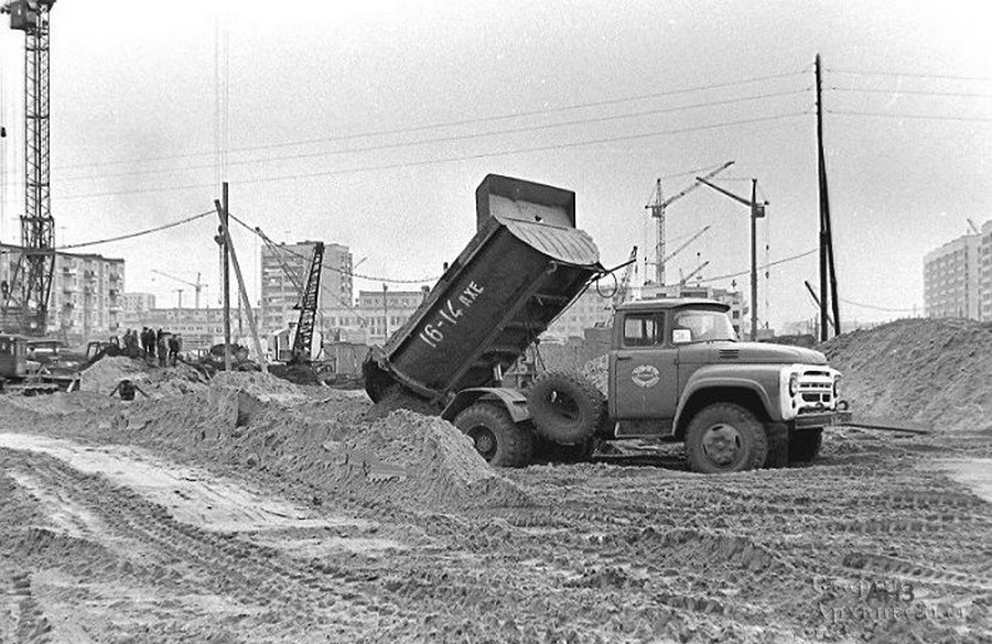 Строительство Привокзальной площади. 1974 год