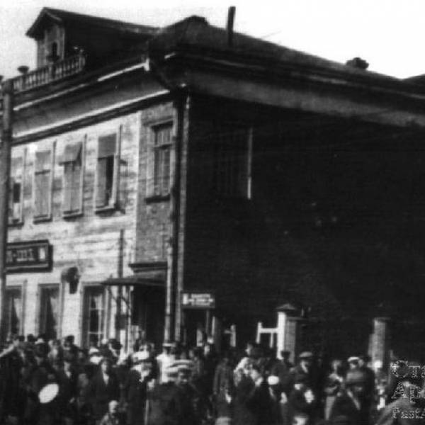 пр. П.Виноградова,26. Бывший дом Г.М. Писахова в 1930-х гг.