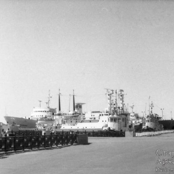 Красная пристань