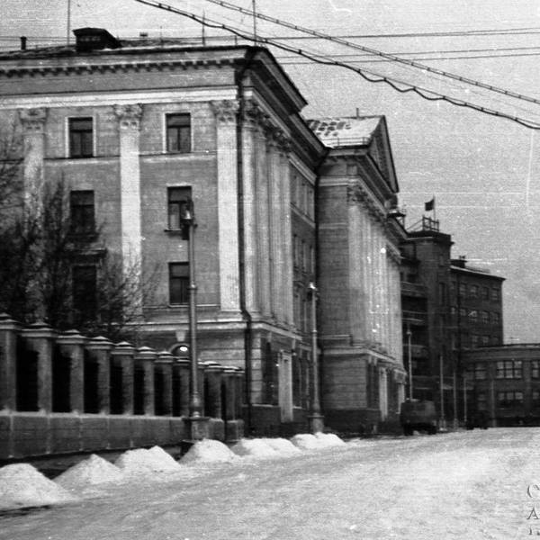 Начало ул. Энгельса