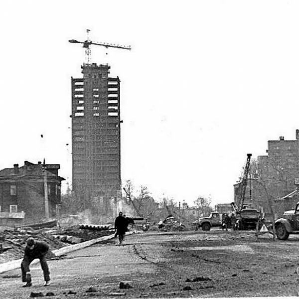 Расширение улицы Энгельса