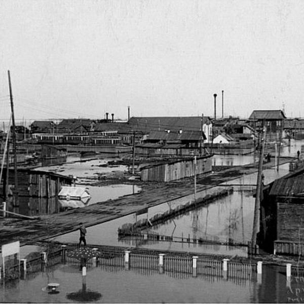 ул. Гуляева, район трамвайного парка. Наводнение. Начало 60-х