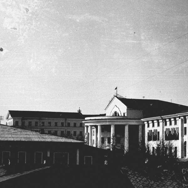 Вид на АЛТИ из окна общежития. 1970-71 годы.