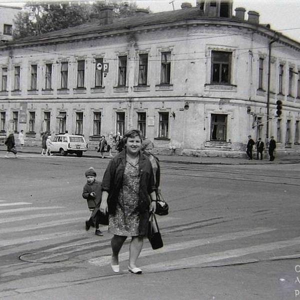 П. Виноградова - Энгельса