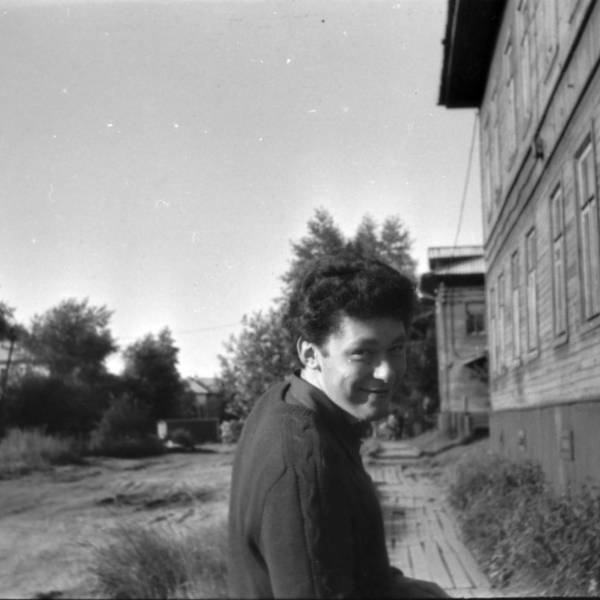 ул. Выучейского. Впереди пр. Новгородский. 1980-е годы