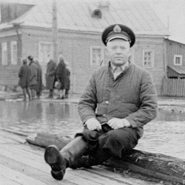 Наводнение в Соломбале. Угол Советской и Красных партизан. 1953 год