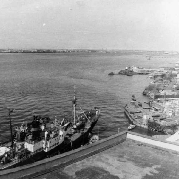 Вид с крыши рыбокомбината