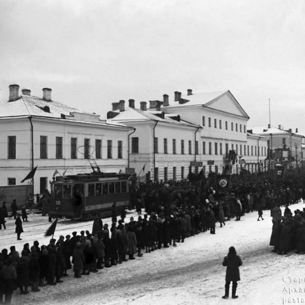 Троицкий проспект в районе улицы Карла Либкнехта