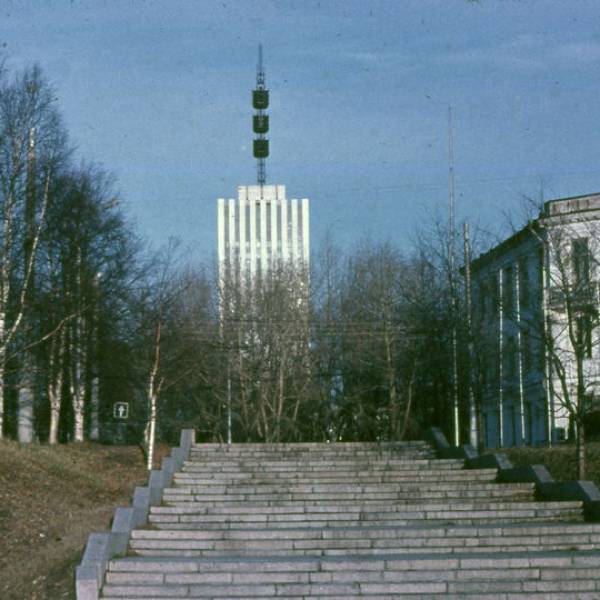 Выход ул. Энгельса на Набережную. 1986 год