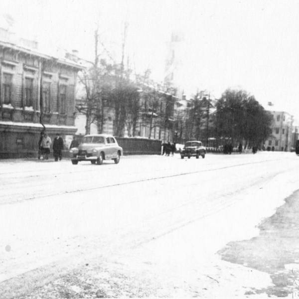 пр. П.Виноградова в районе к/т Мир. Ориентировочно, 1950-е годы