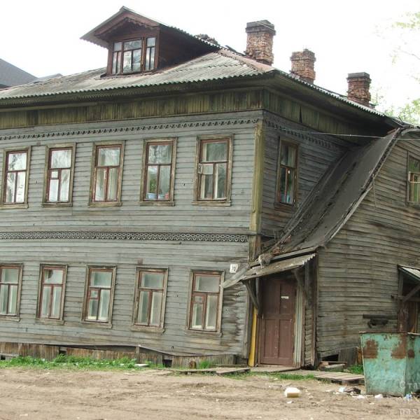 Советских Космонавтов, 70.