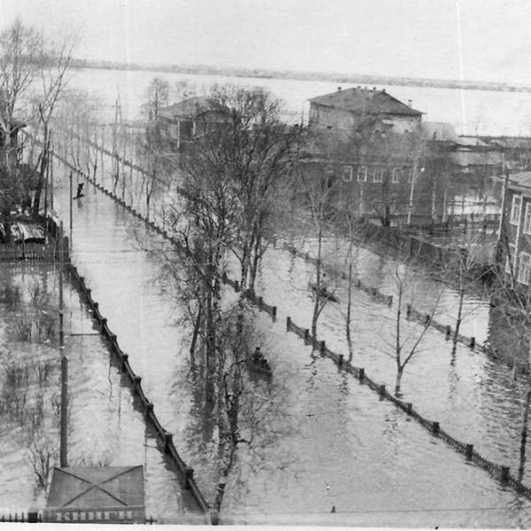 Ул. Челюскинцев. Предположительно, 50-60 годы.