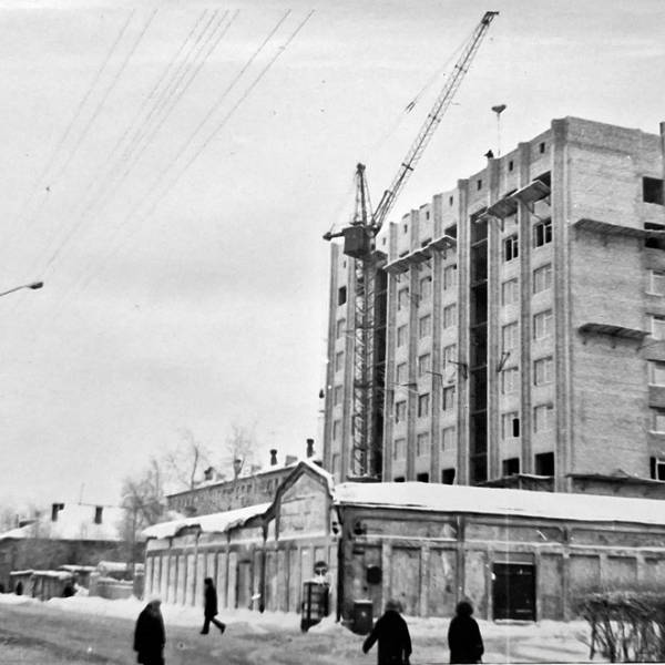 Перекрёсток Ломоносова-Логинова