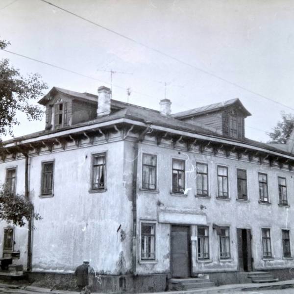 Дом 25 по пр. Ломоносова