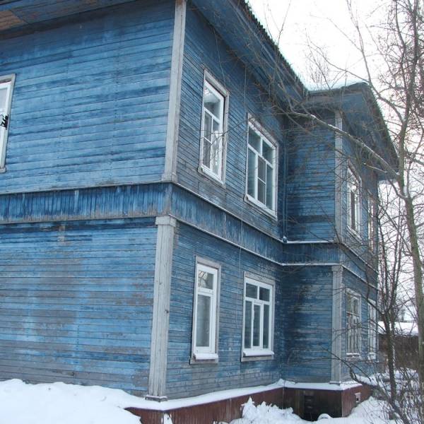 Синий дом. (Серафимовича, 35,к.1?). 15 января 2012 года