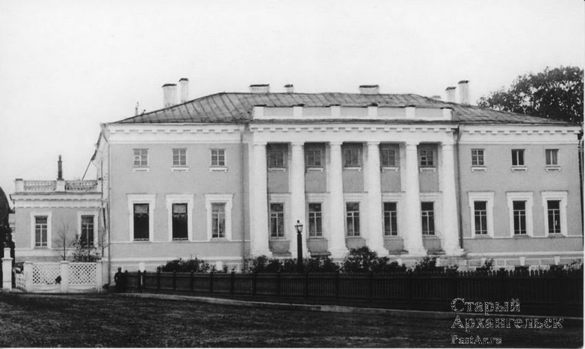 Дом губернатора 